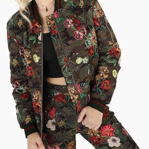 NWOT - Blackmilk Hidden Tigers Bomber Jacket - sz XS